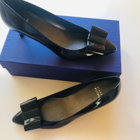 Stuart Weitzman TuxBow Patent Leather Pointed Toe Pumps - Picture 5 of 6